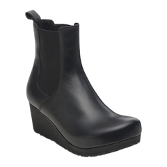 Ebba Slip On