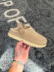 UGG Goldenstar Clog Sand Women's