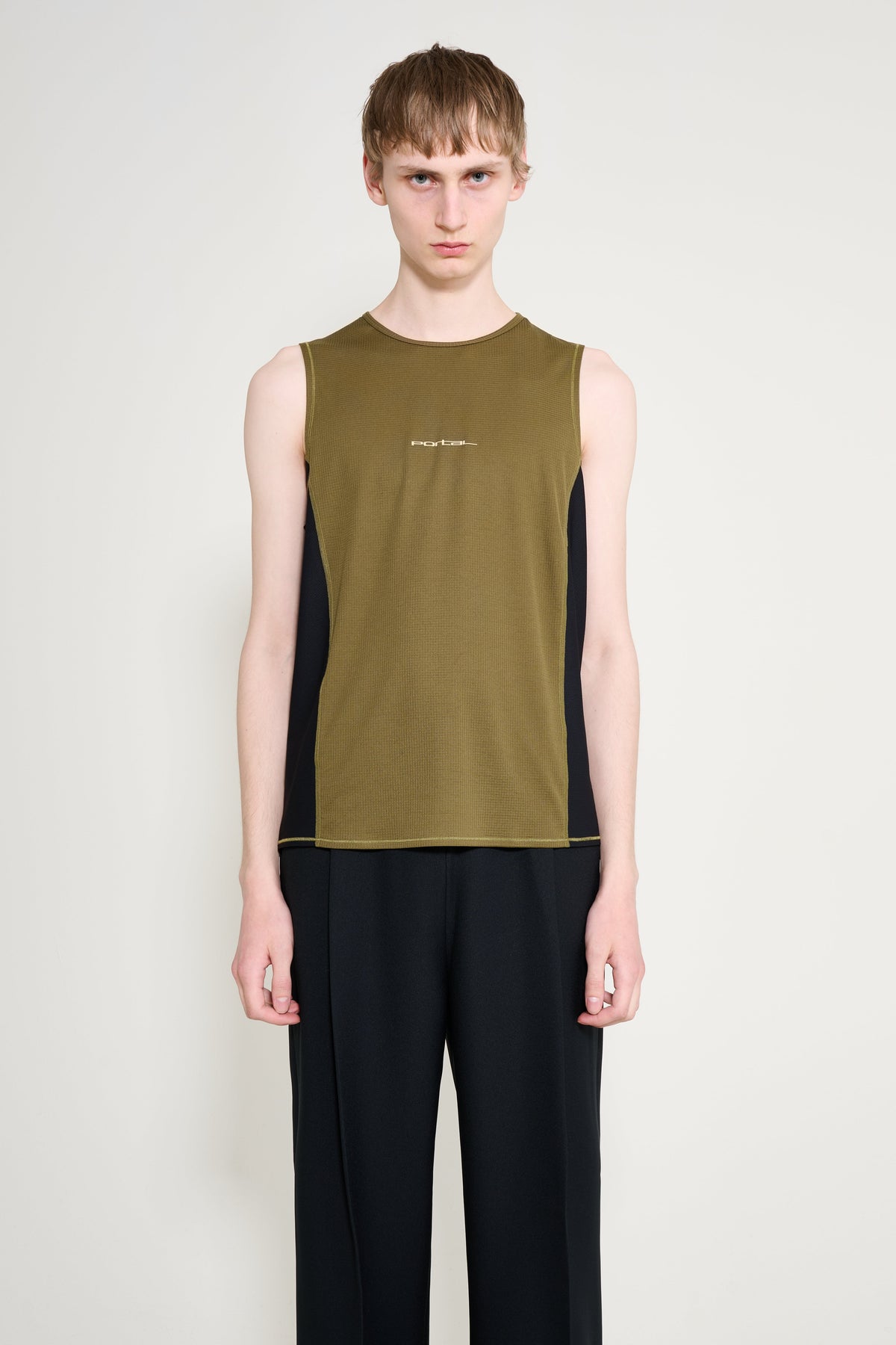 Portal Range Light Tank Dark Olive / Black Beauty