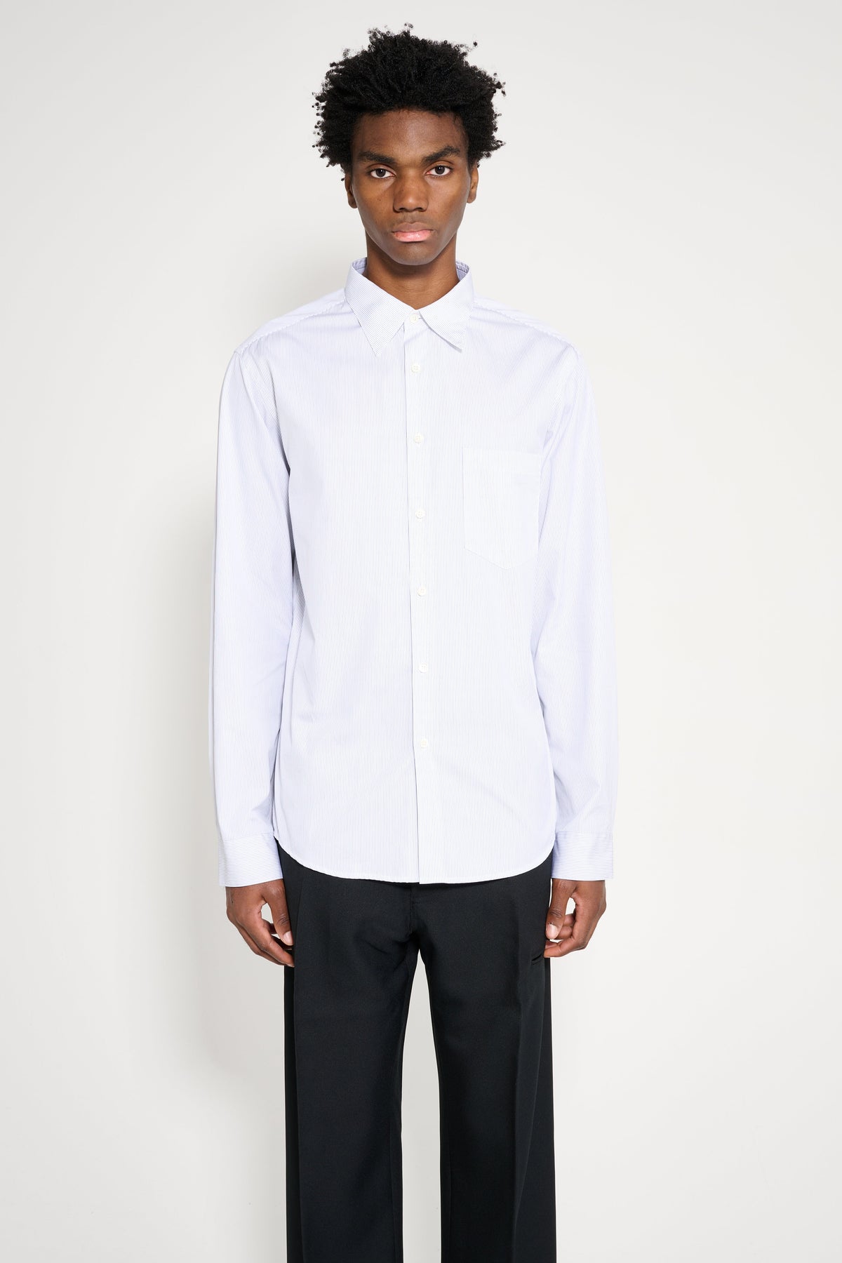 TRÈS BIEN ATELJÉ Pleated Classic Shirt White Blue Stripe