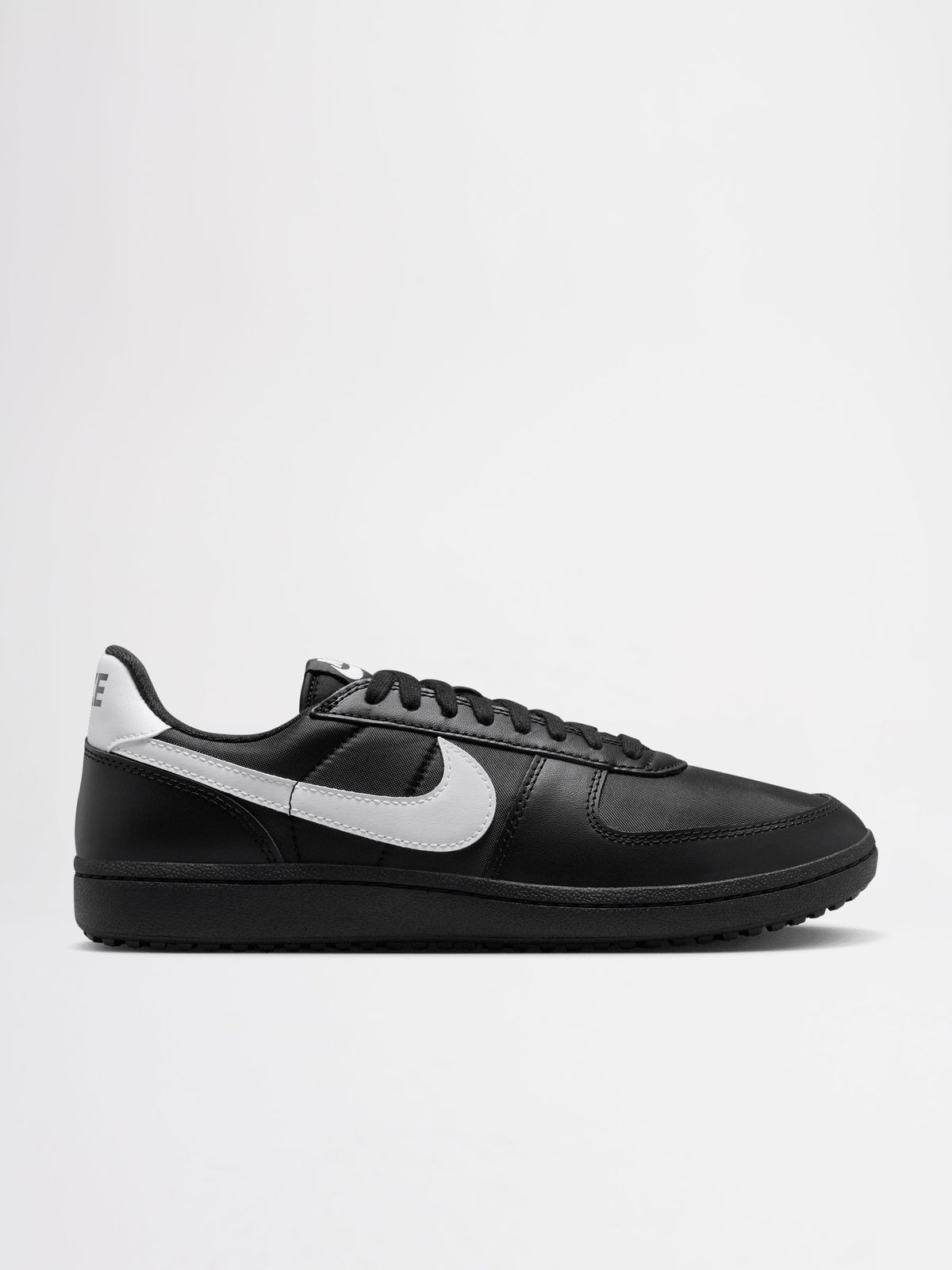 Nike Field General 82 SP Black / White